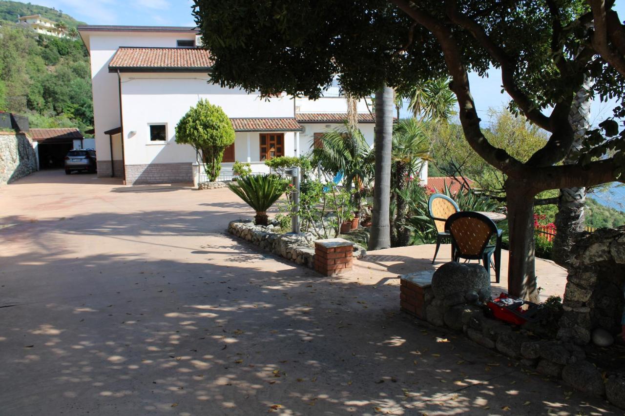 B&B Valentino Coccorino Exterior photo